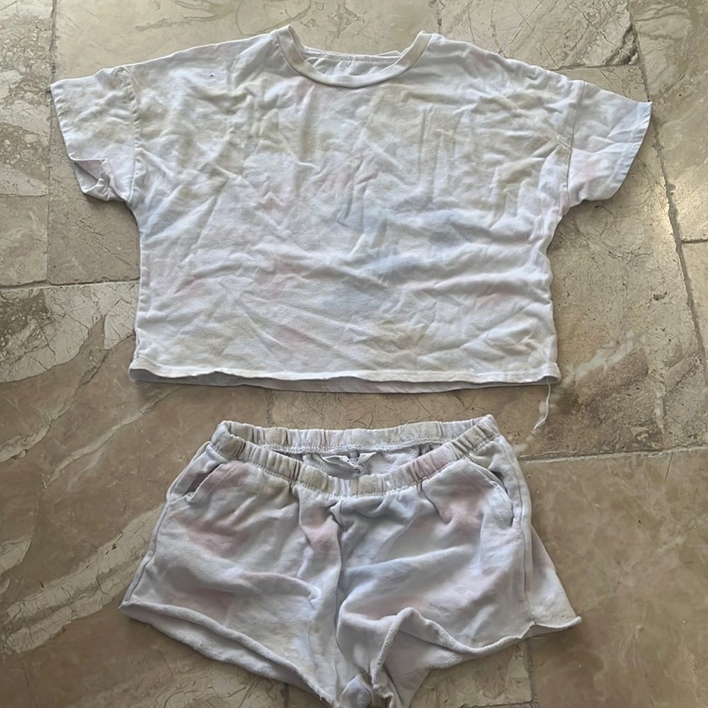 Grayson Threads kids tie dye tee and shorts set, size M, EUC